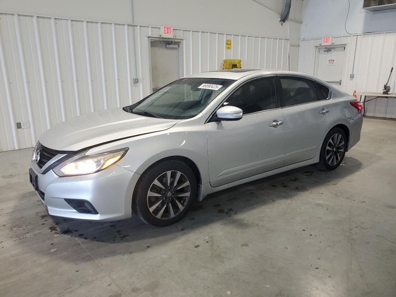 2016 NISSAN ALTIMA