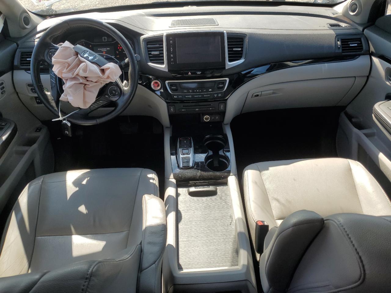 2017 HONDA PILOT