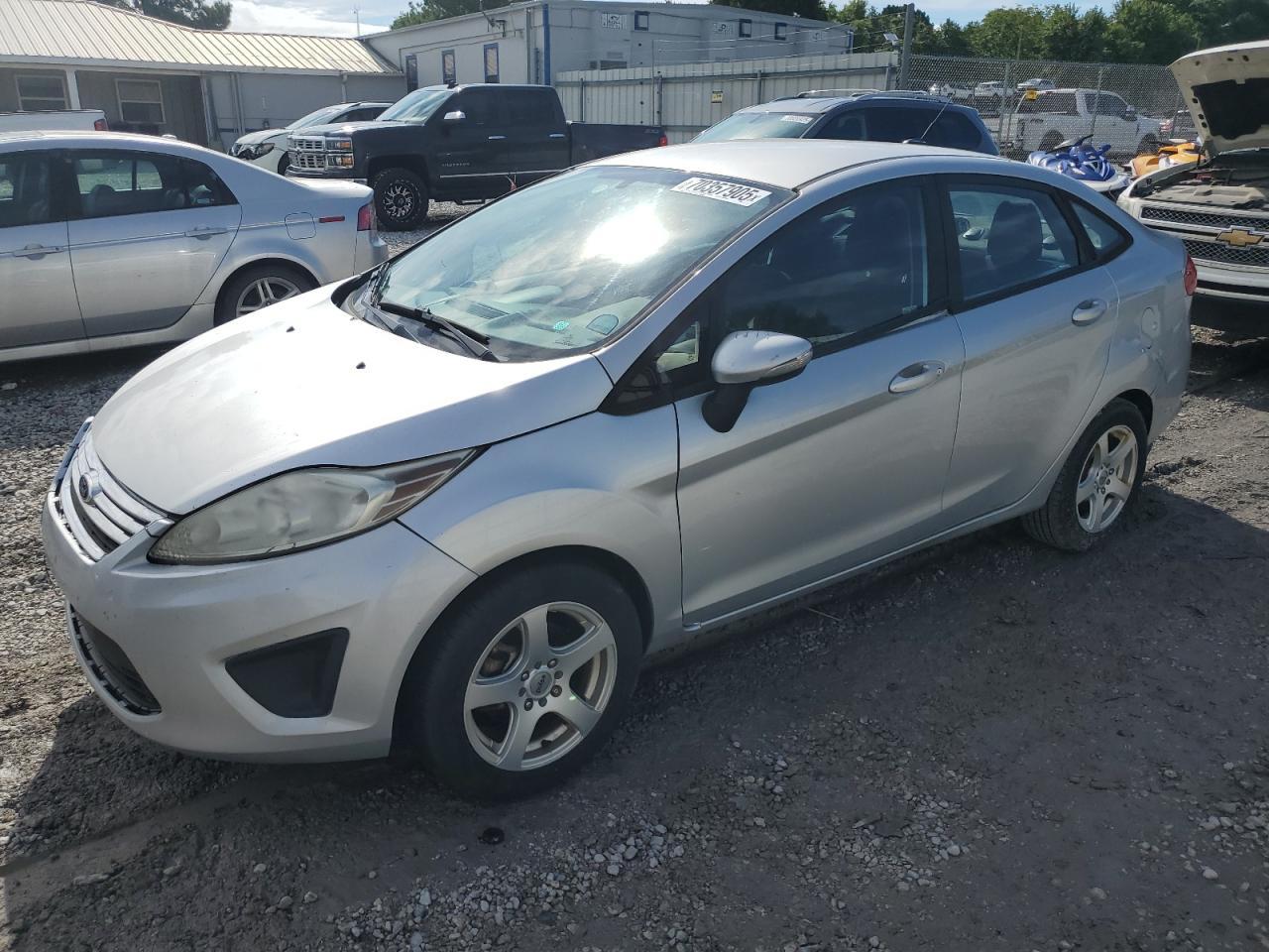 2013 FORD Fiesta