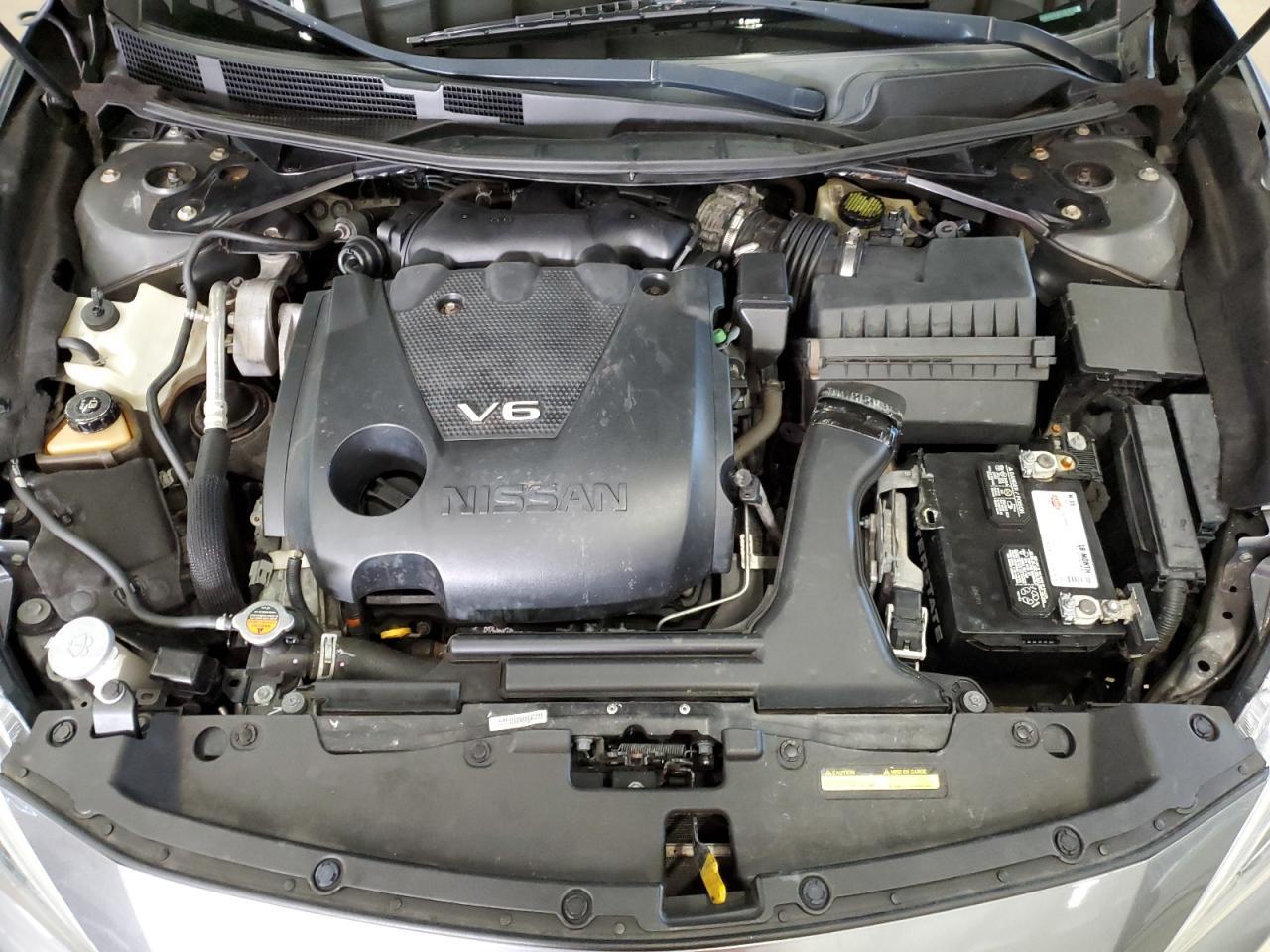2016 NISSAN Maxima