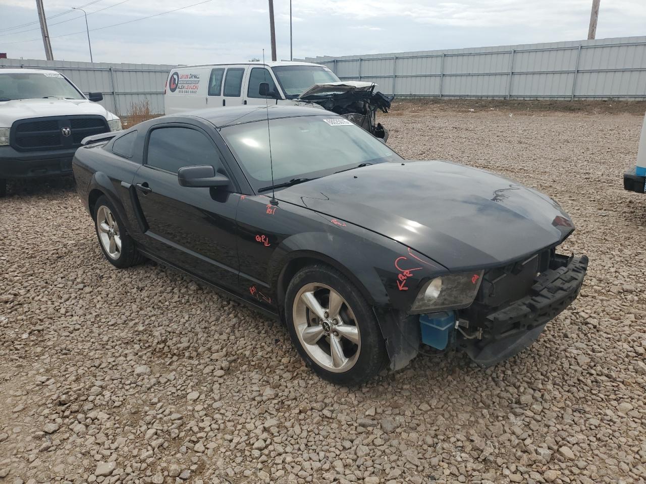 2007 FORD MUSTANG