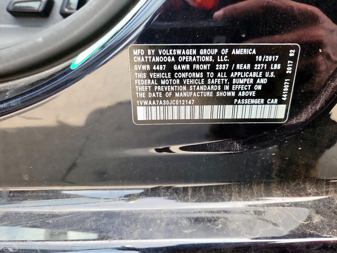 2018 VOLKSWAGEN Passat