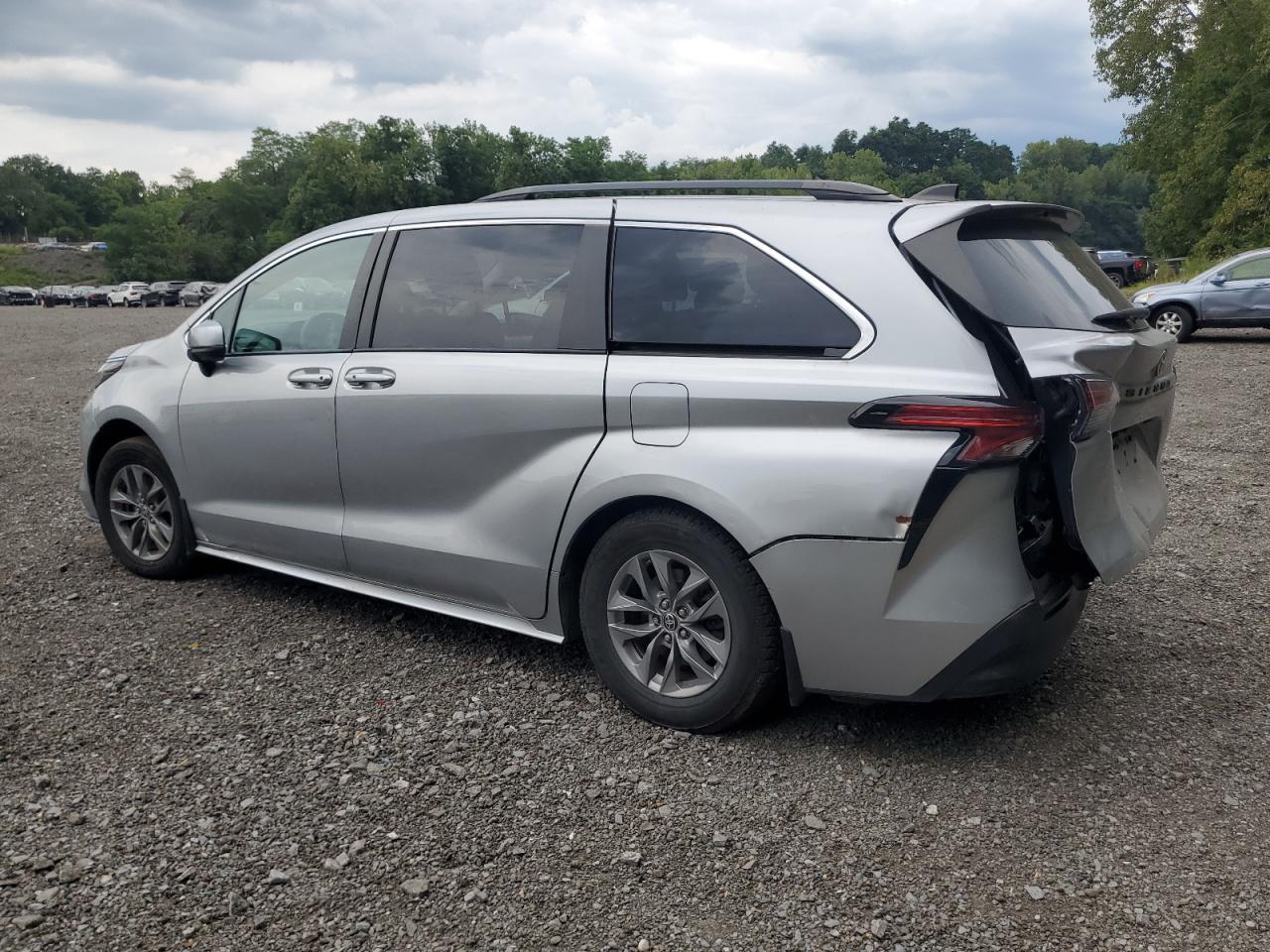 2022 TOYOTA SIENNA