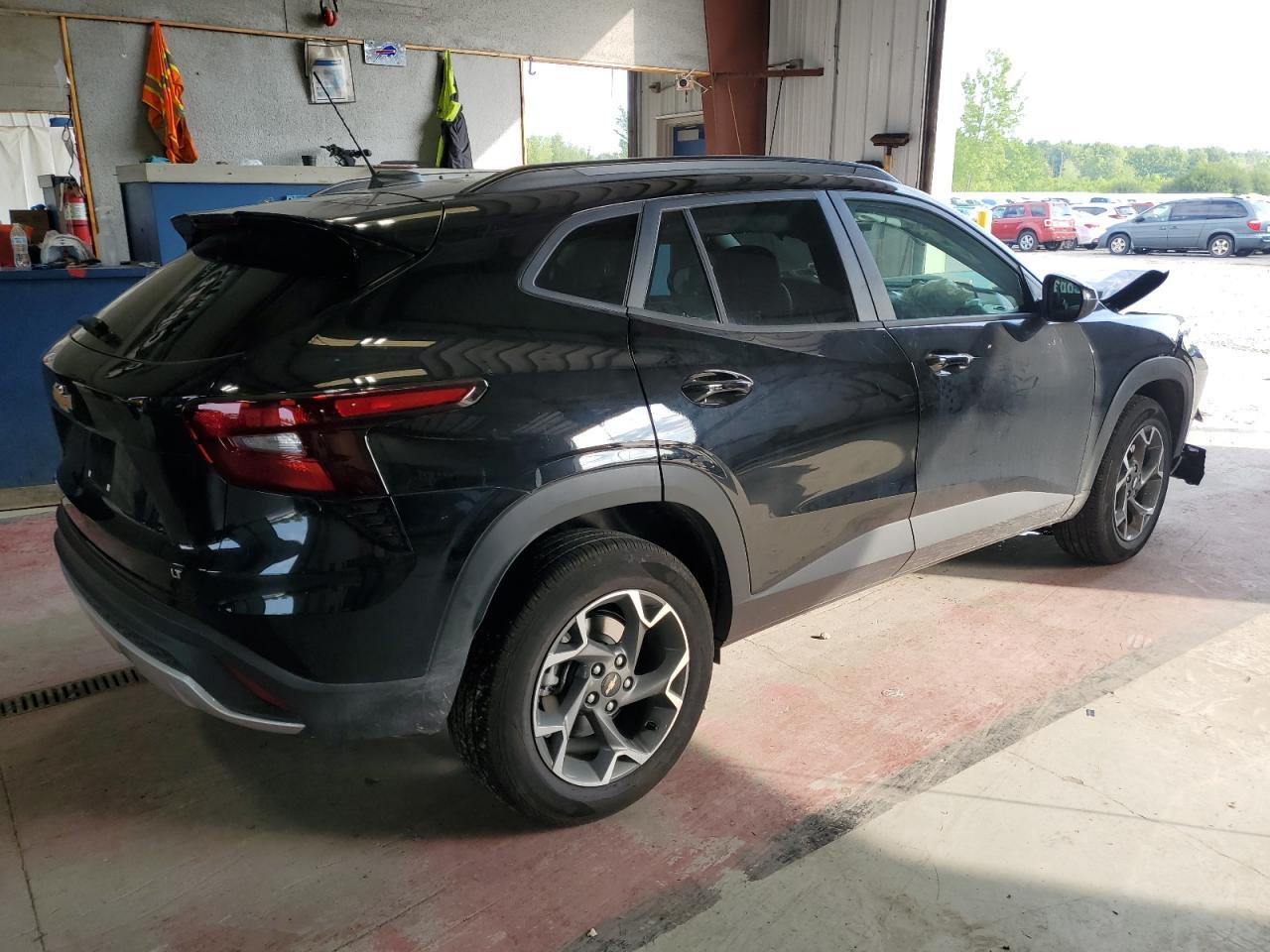 2025 CHEVROLET TRAX