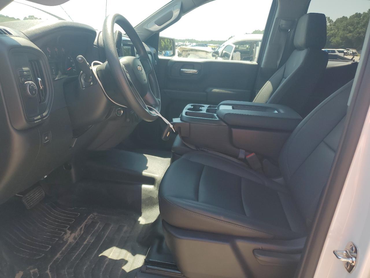 2025 CHEVROLET Silverado