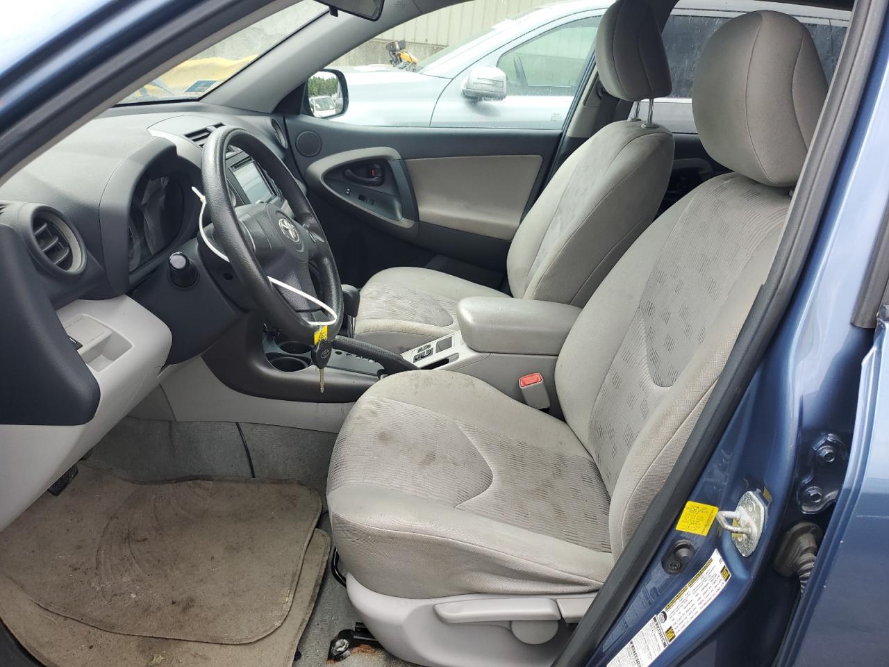 2011 TOYOTA RAV4