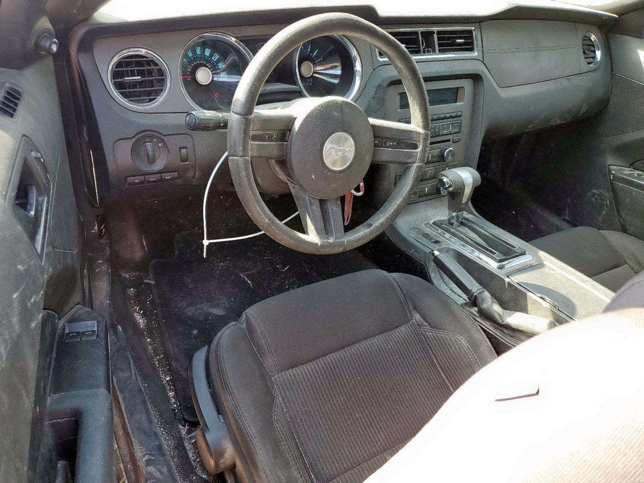 2012 FORD MUSTANG