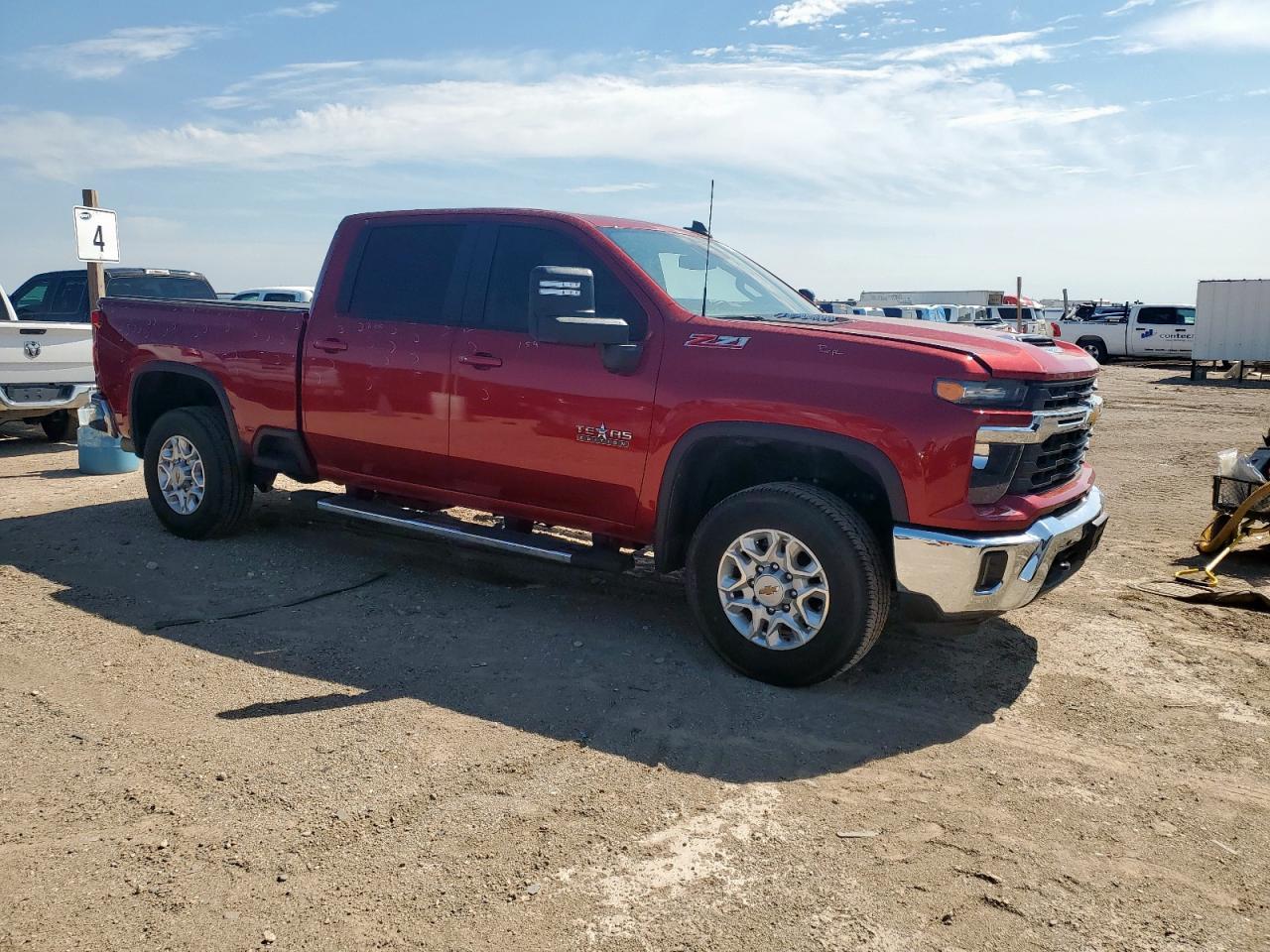 2024 CHEVROLET Silverado