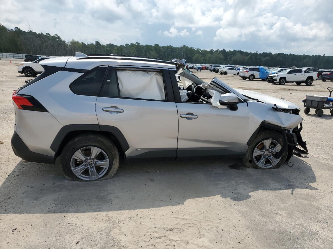 2022 TOYOTA RAV4