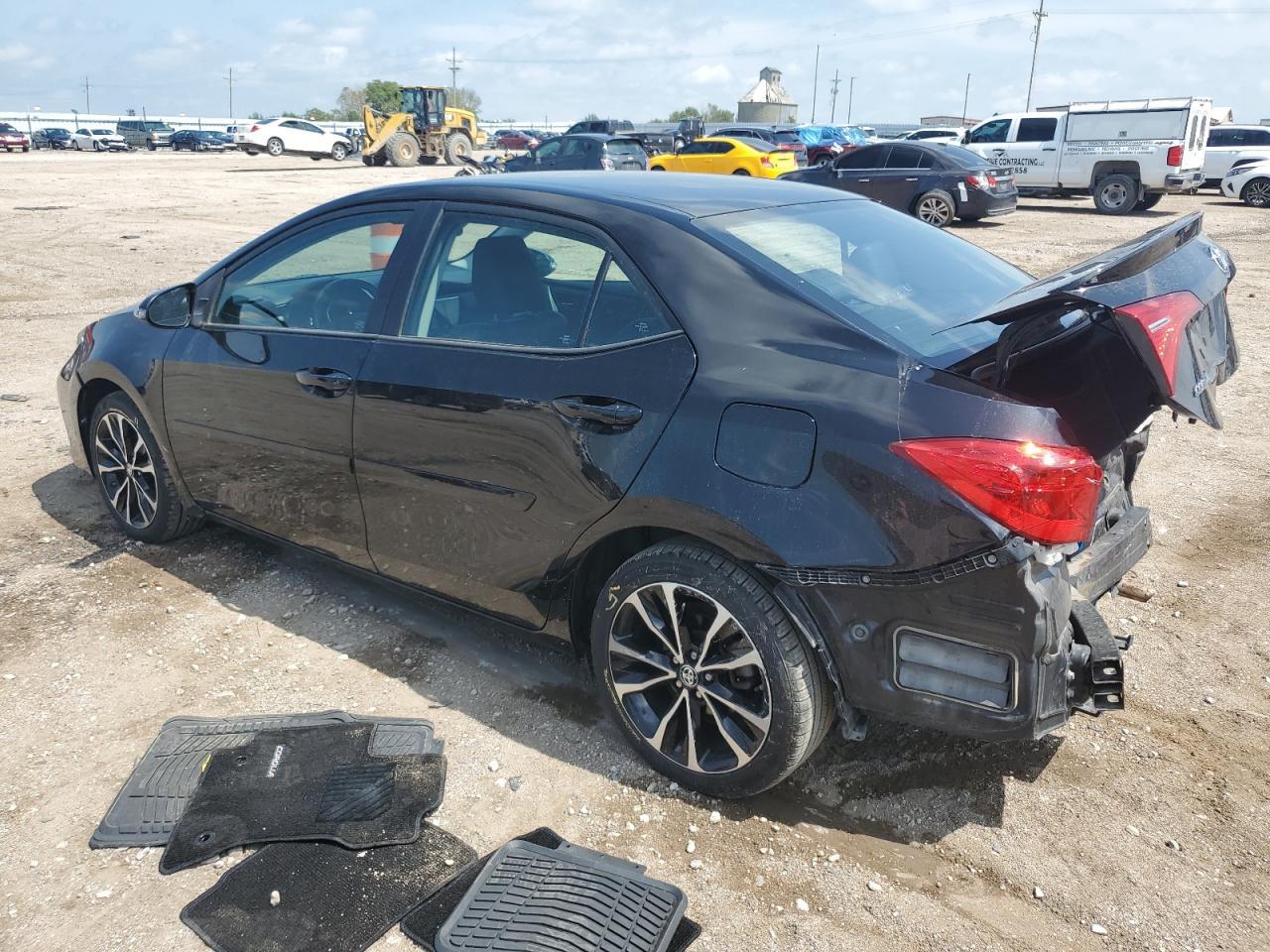 2018 TOYOTA COROLLA
