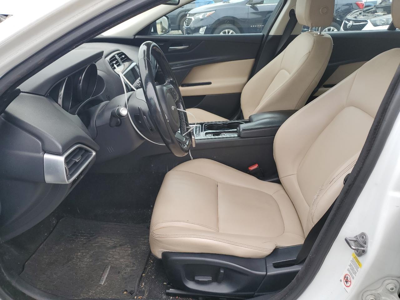 2017 JAGUAR XE