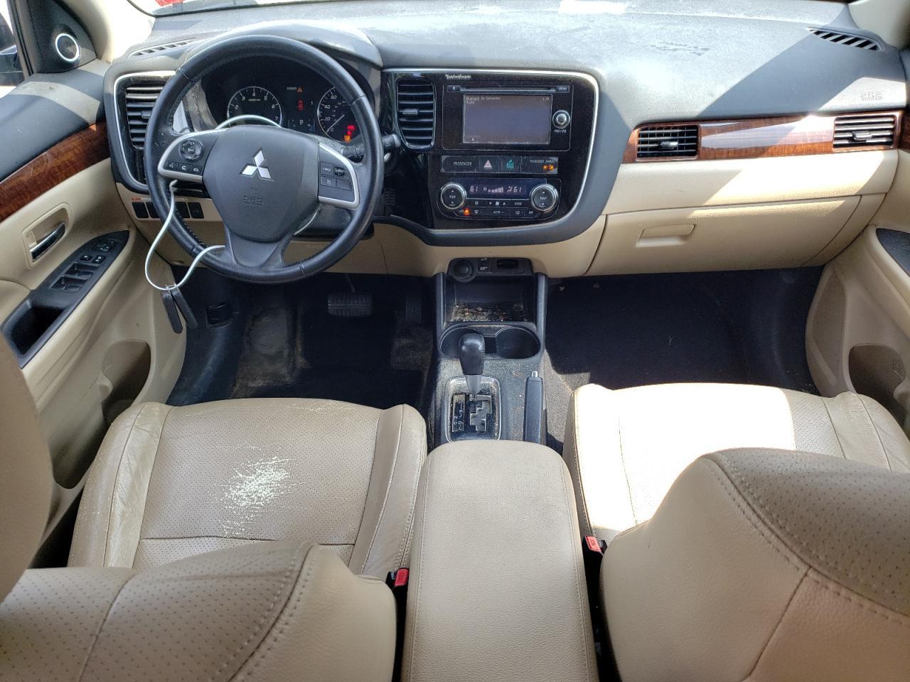 2014 MITSUBISHI outlander
