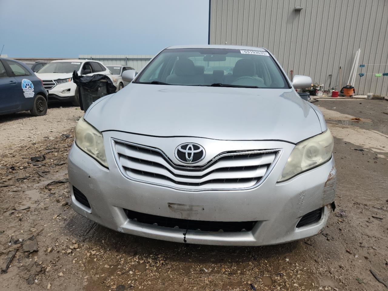 2011 TOYOTA CAMRY
