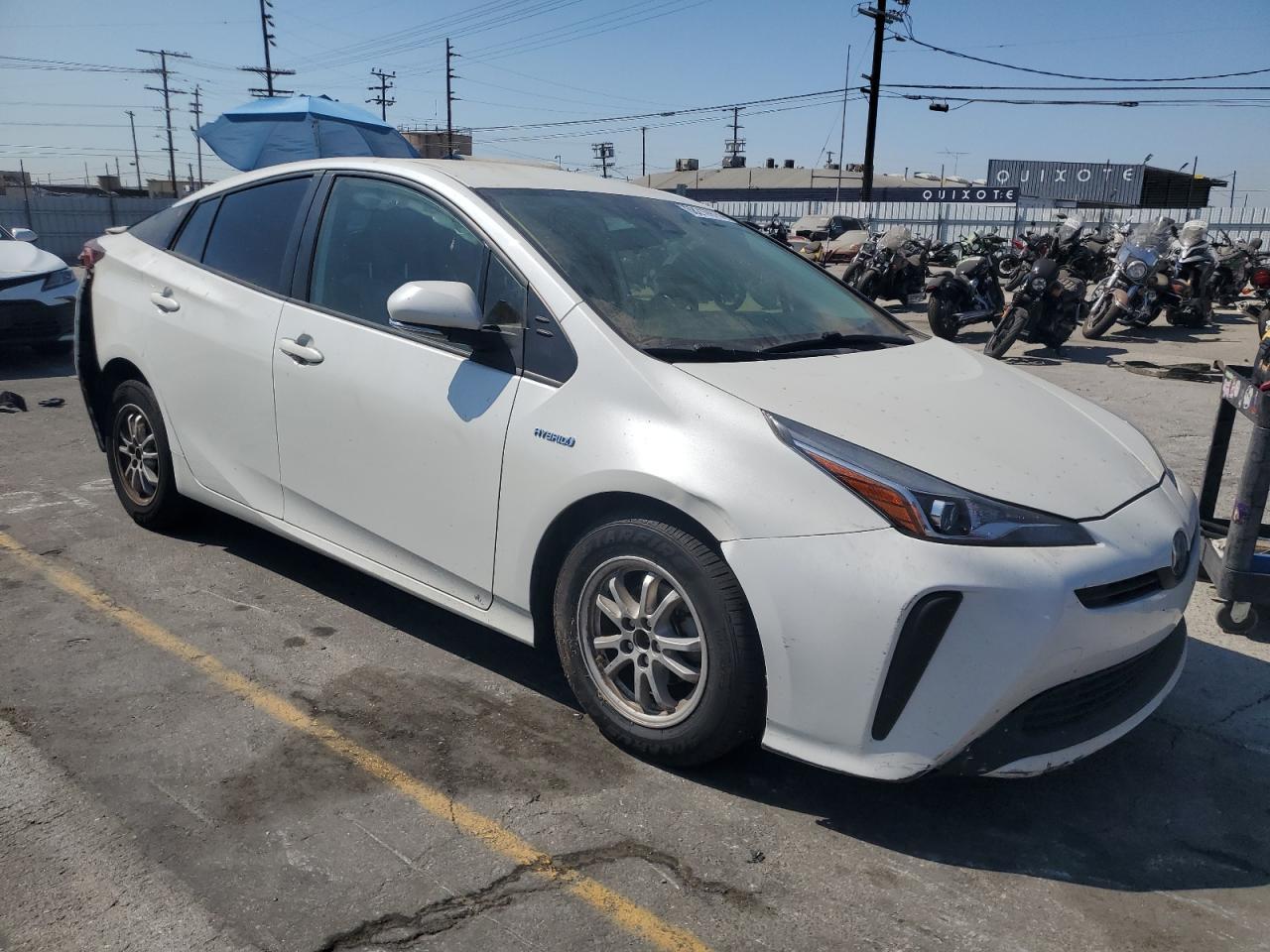 2019 TOYOTA PRIUS
