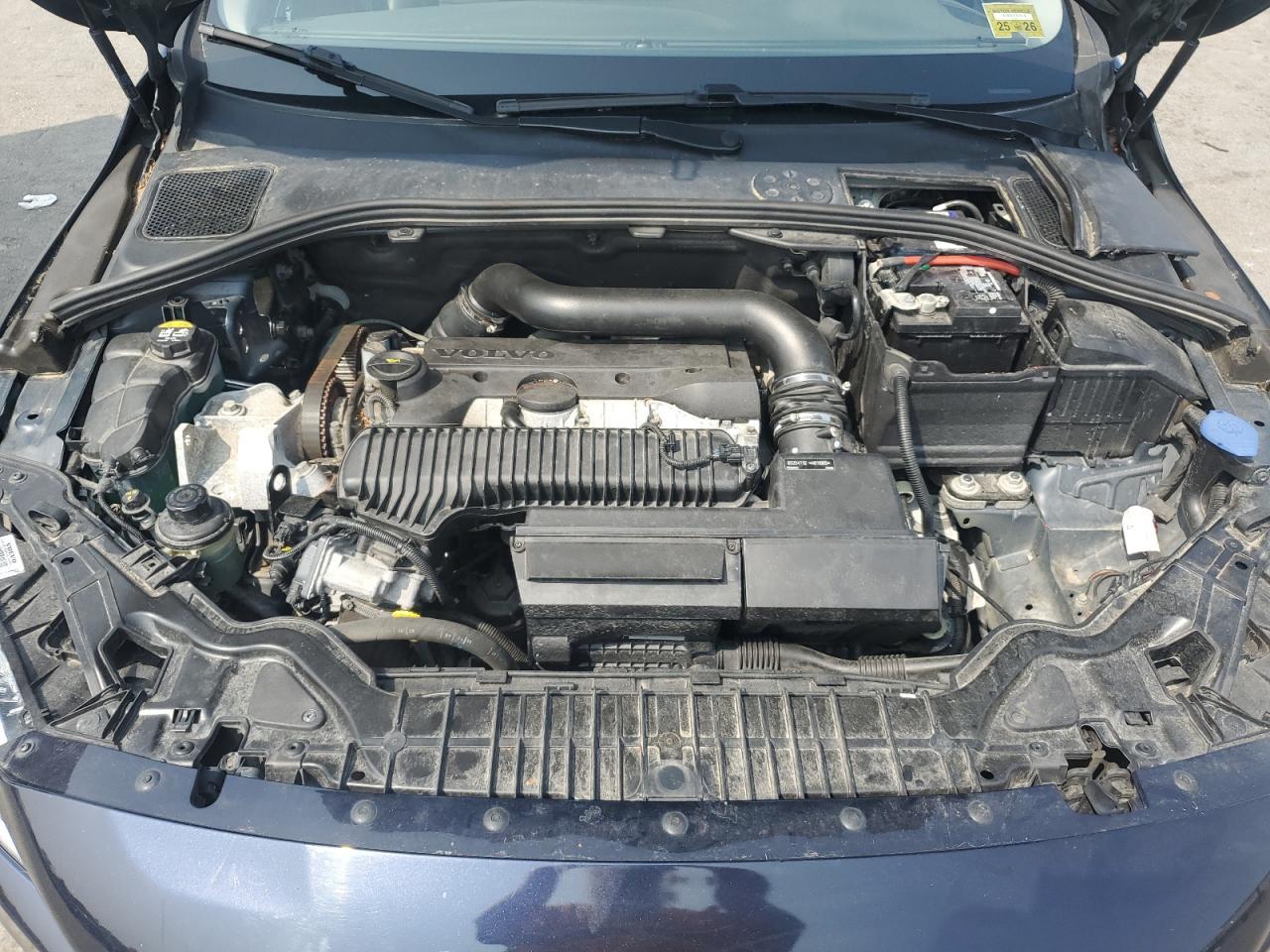 2016 VOLVO V60