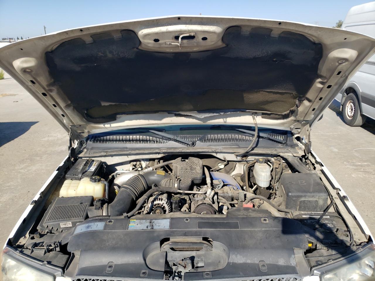 2004 CHEVROLET Silverado
