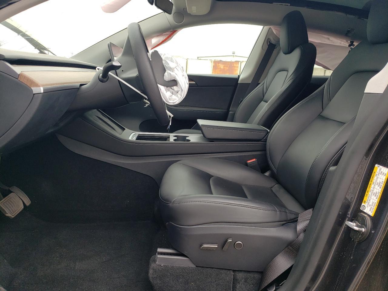 2024 TESLA MODEL Y