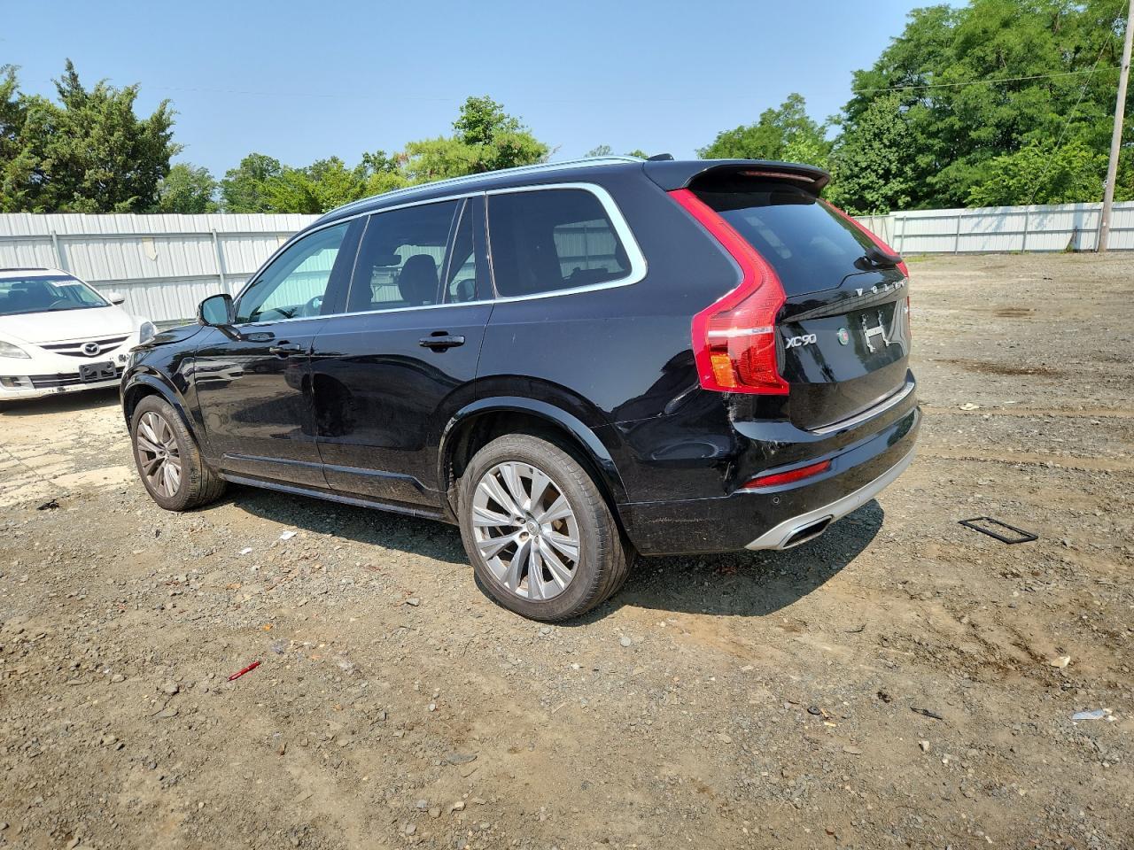 2020 VOLVO XC90