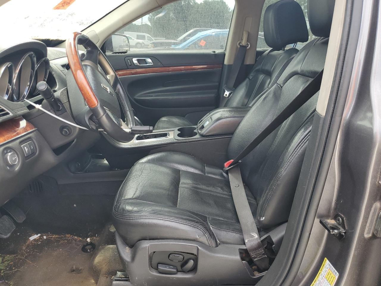 2010 LINCOLN MKT