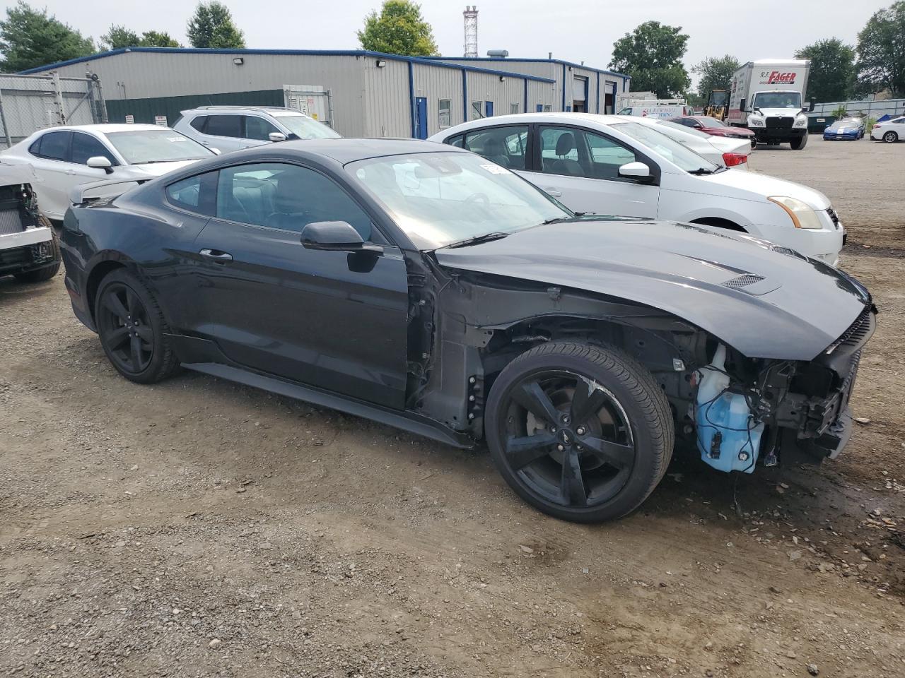 2022 FORD MUSTANG
