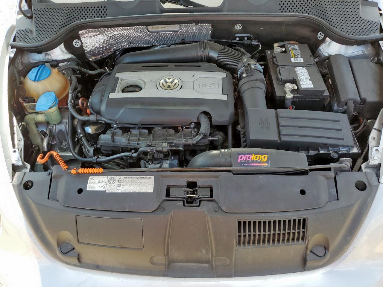 2012 VOLKSWAGEN Beetle