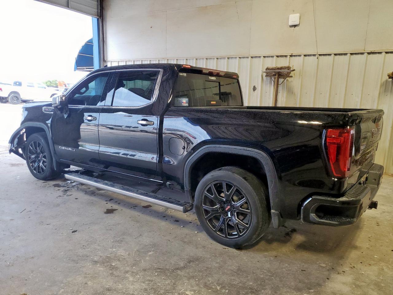 2022 GMC Sierra