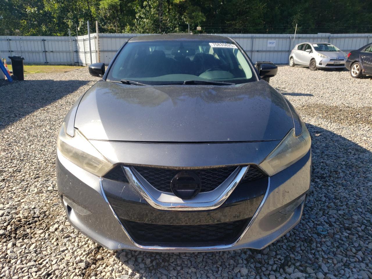2016 NISSAN Maxima