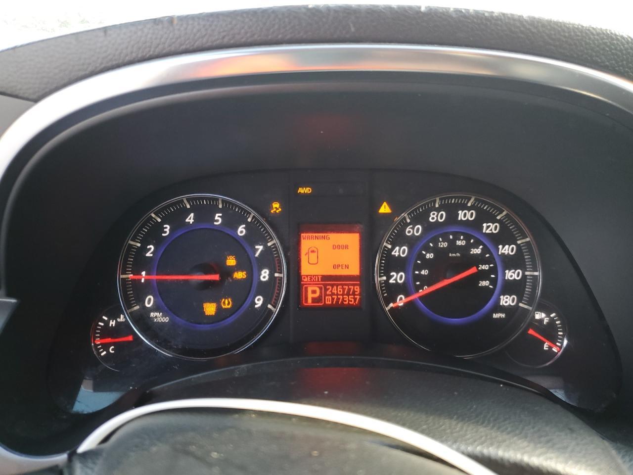 2011 INFINITI FX35