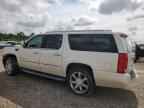 2010 CADILLAC ESCALADE