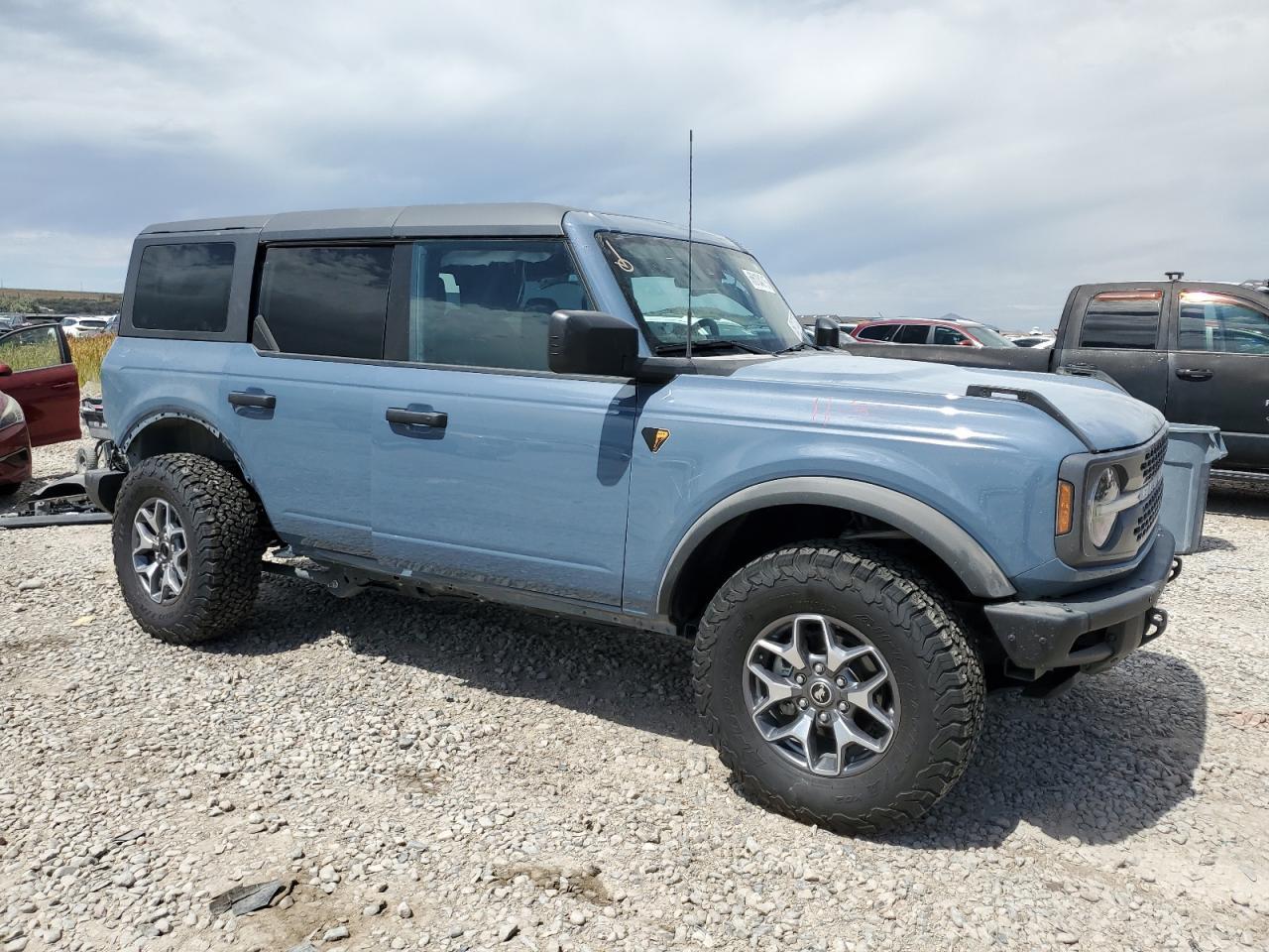 2024 FORD Bronco