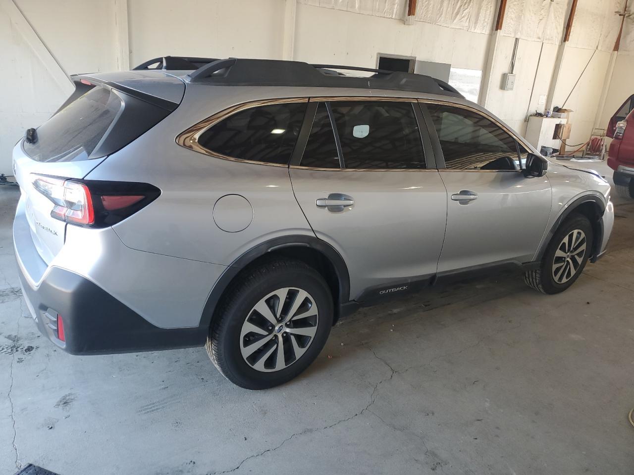 2020 SUBARU Outback