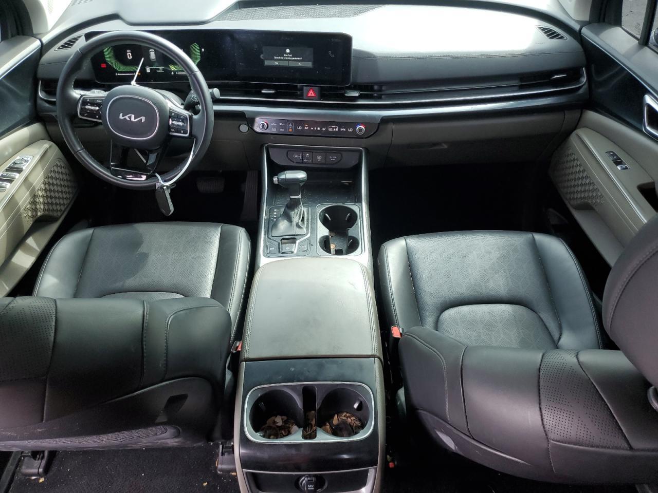 2025 KIA Carnival