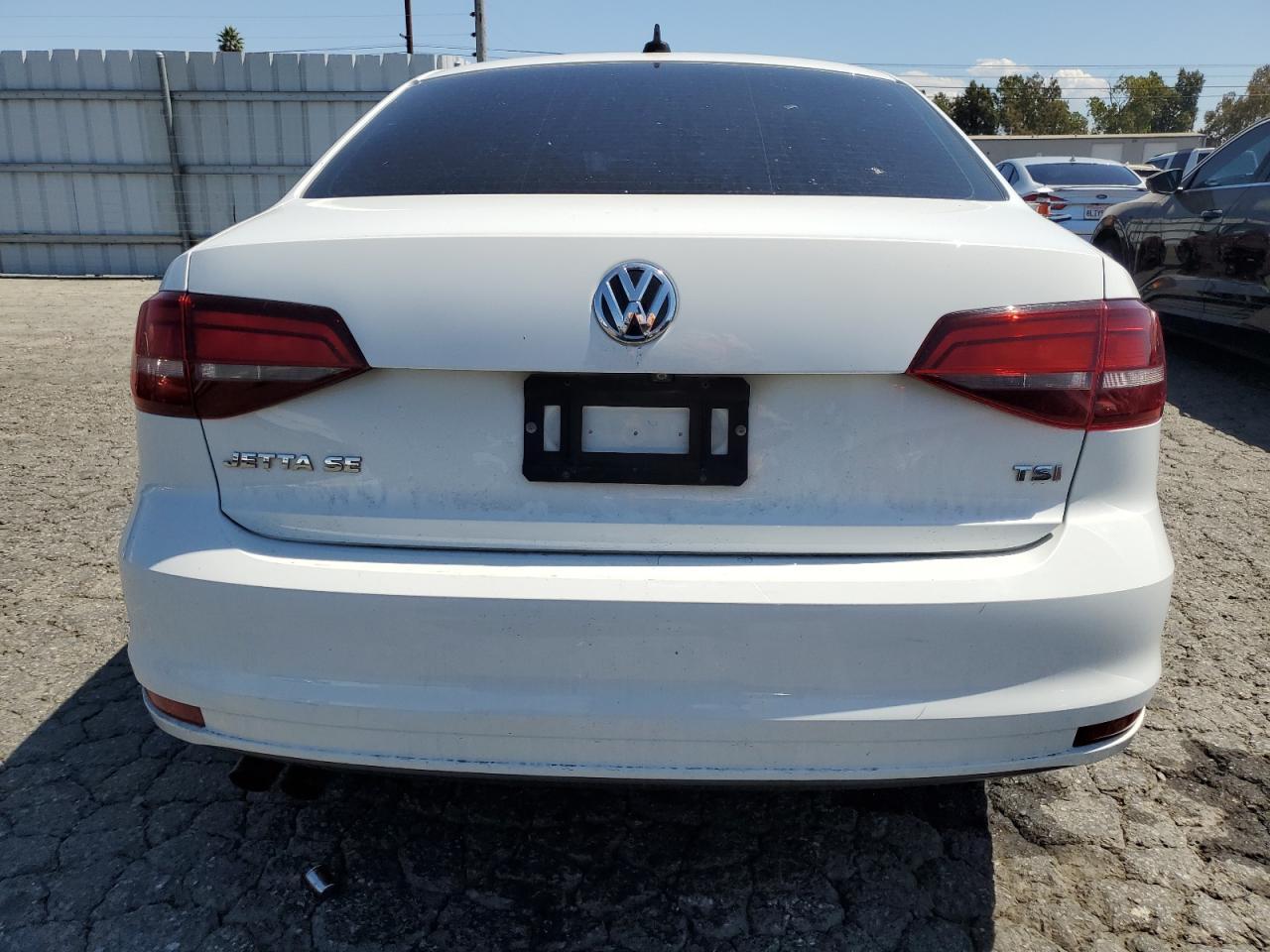 2016 VOLKSWAGEN JETTA