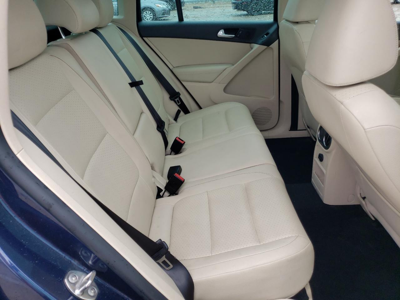 2012 VOLKSWAGEN TIGUAN