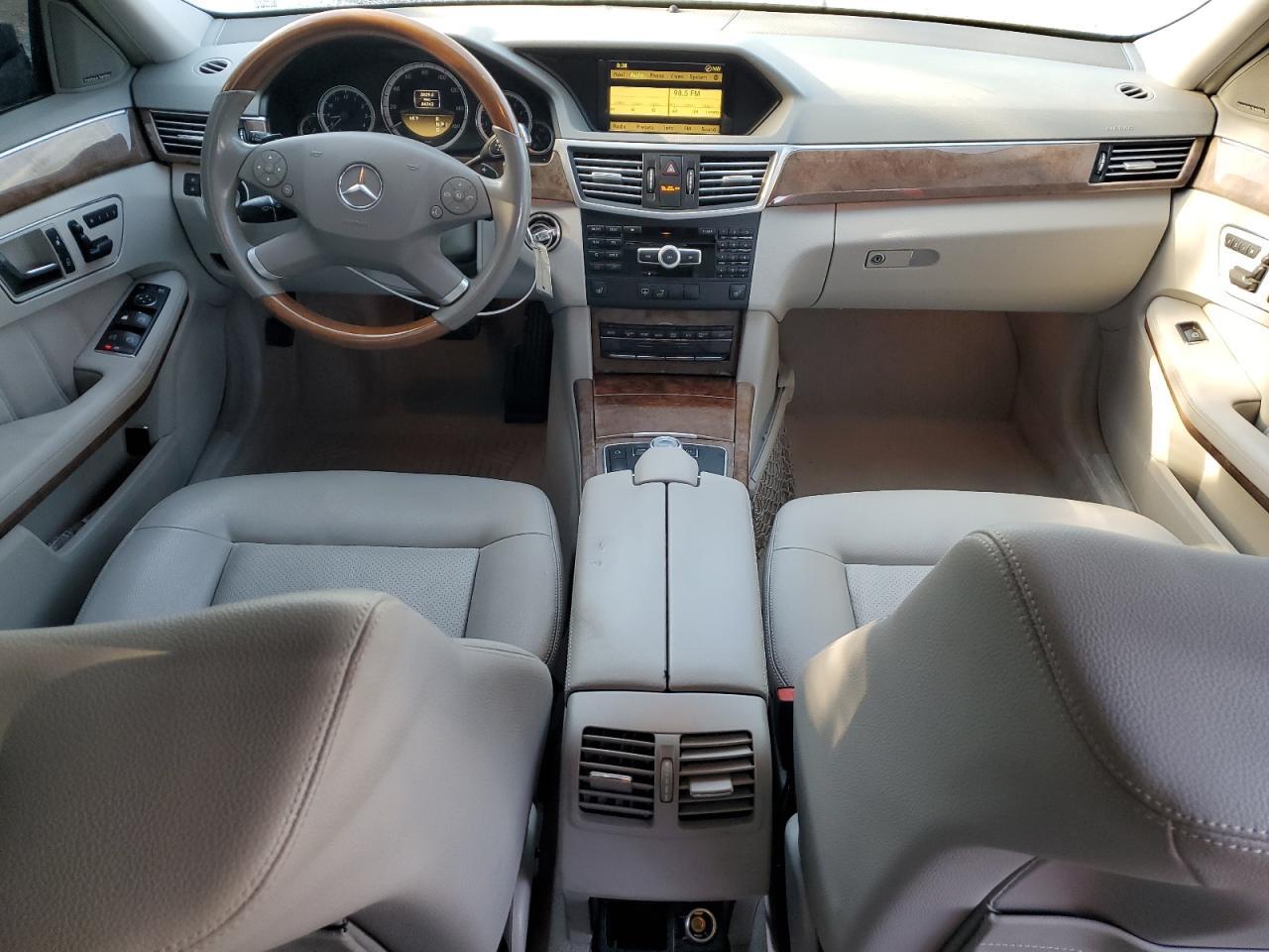 2011 MERCEDES-BENZ E-Class