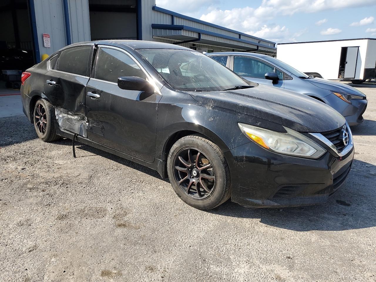 2017 NISSAN ALTIMA