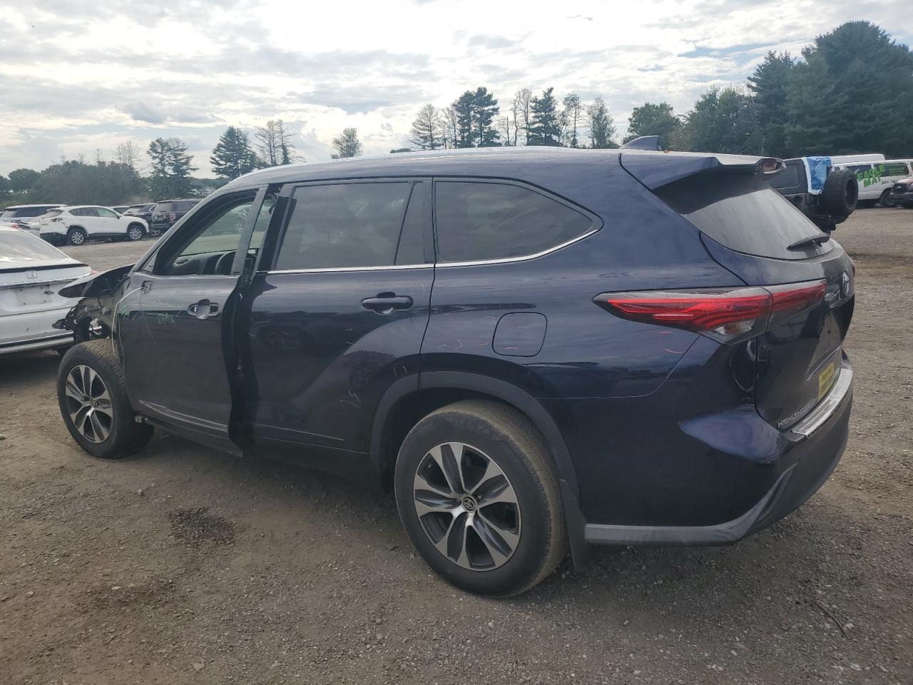 2020 TOYOTA HIGHLANDER