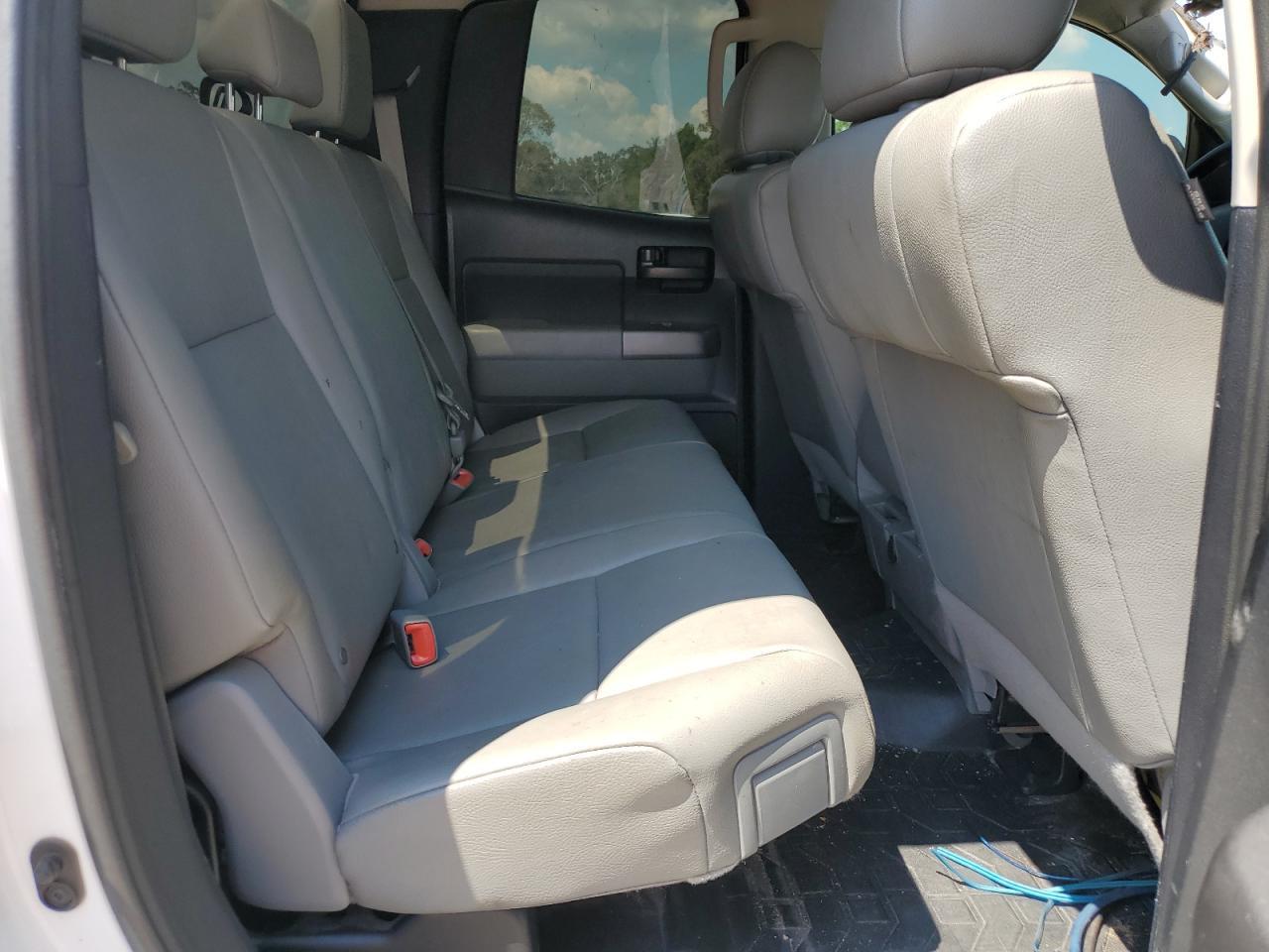 2012 TOYOTA TUNDRA