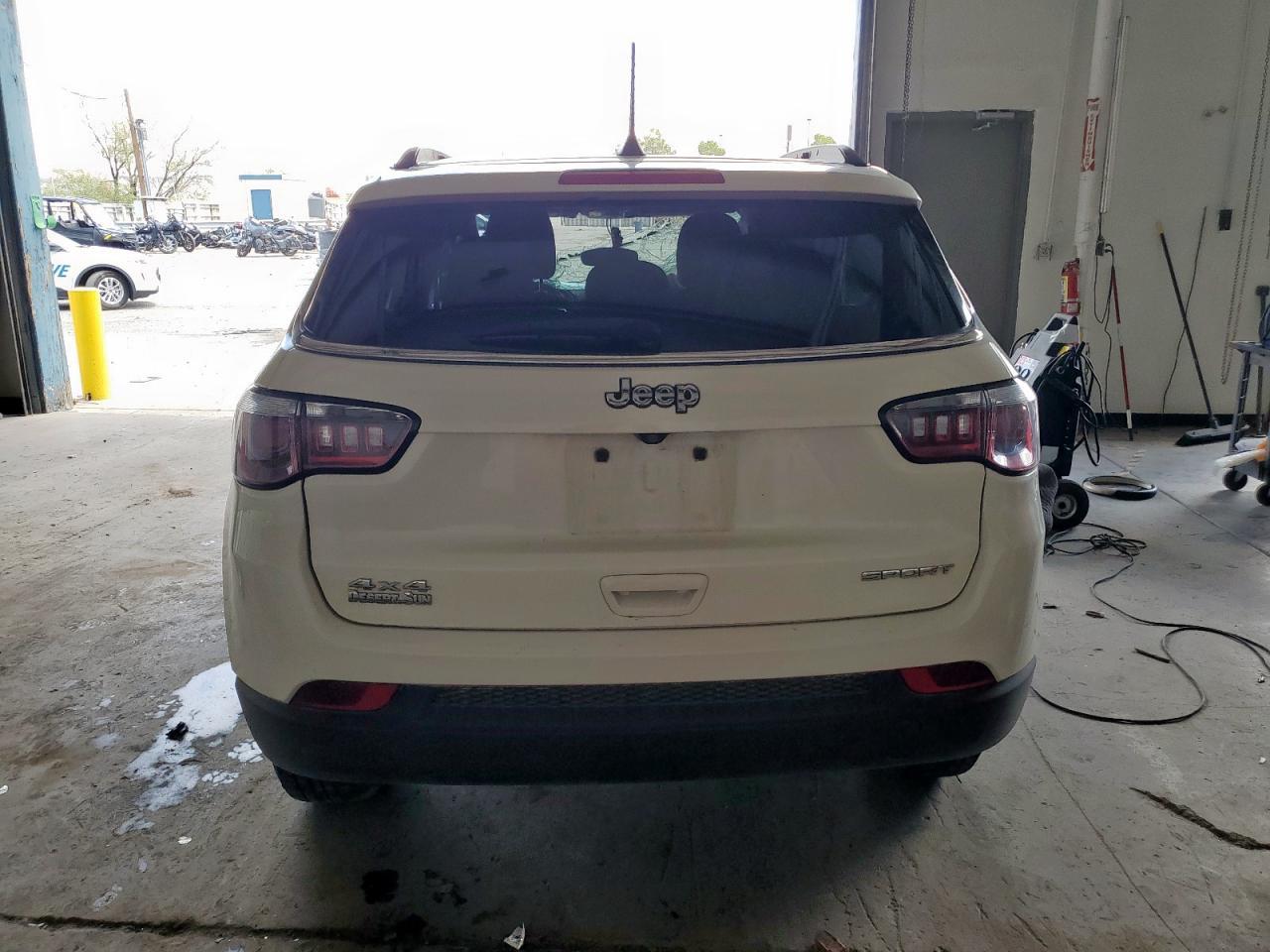 2020 JEEP Compass