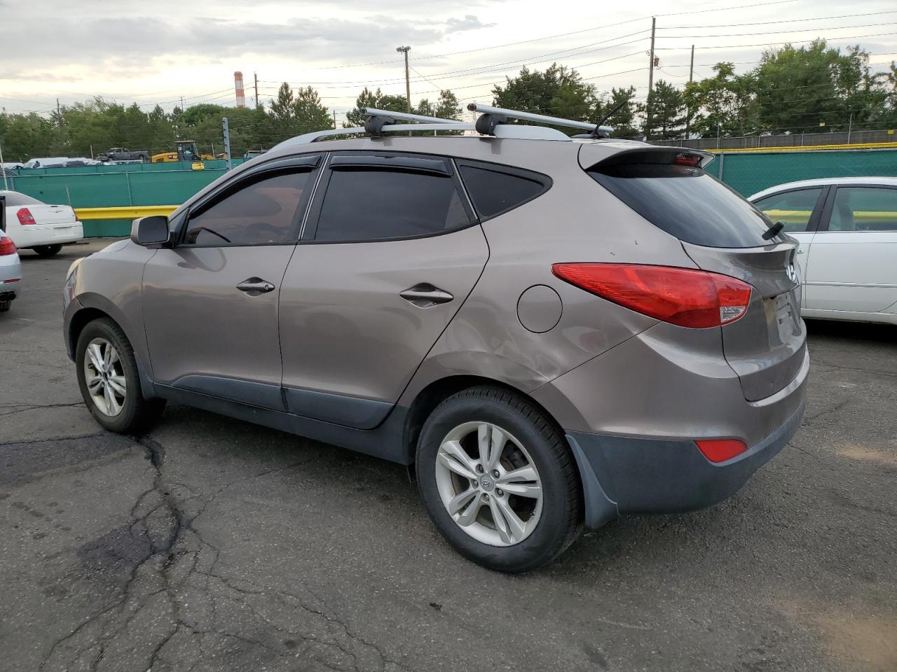 2011 HYUNDAI TUCSON