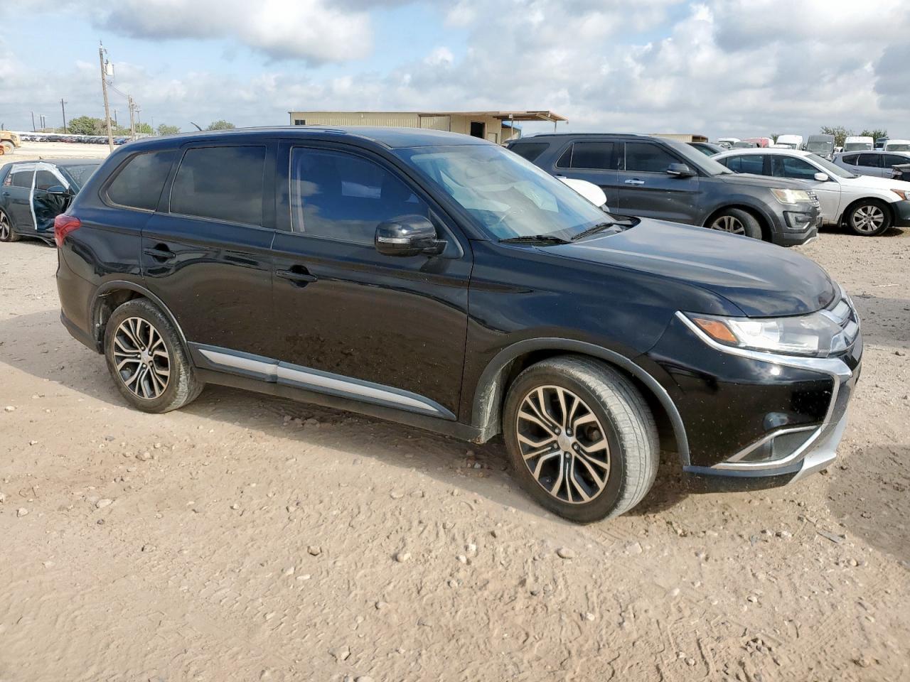 2016 MITSUBISHI outlander