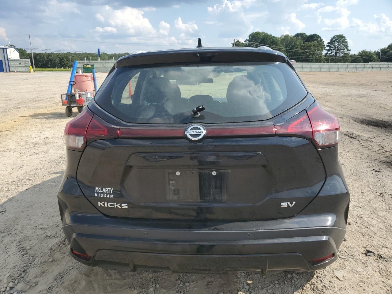 2021 NISSAN KICKS