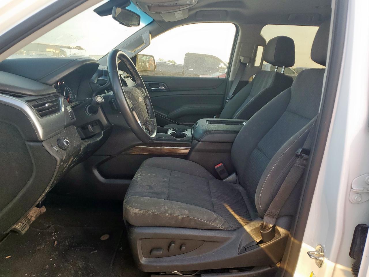 2018 CHEVROLET Suburban
