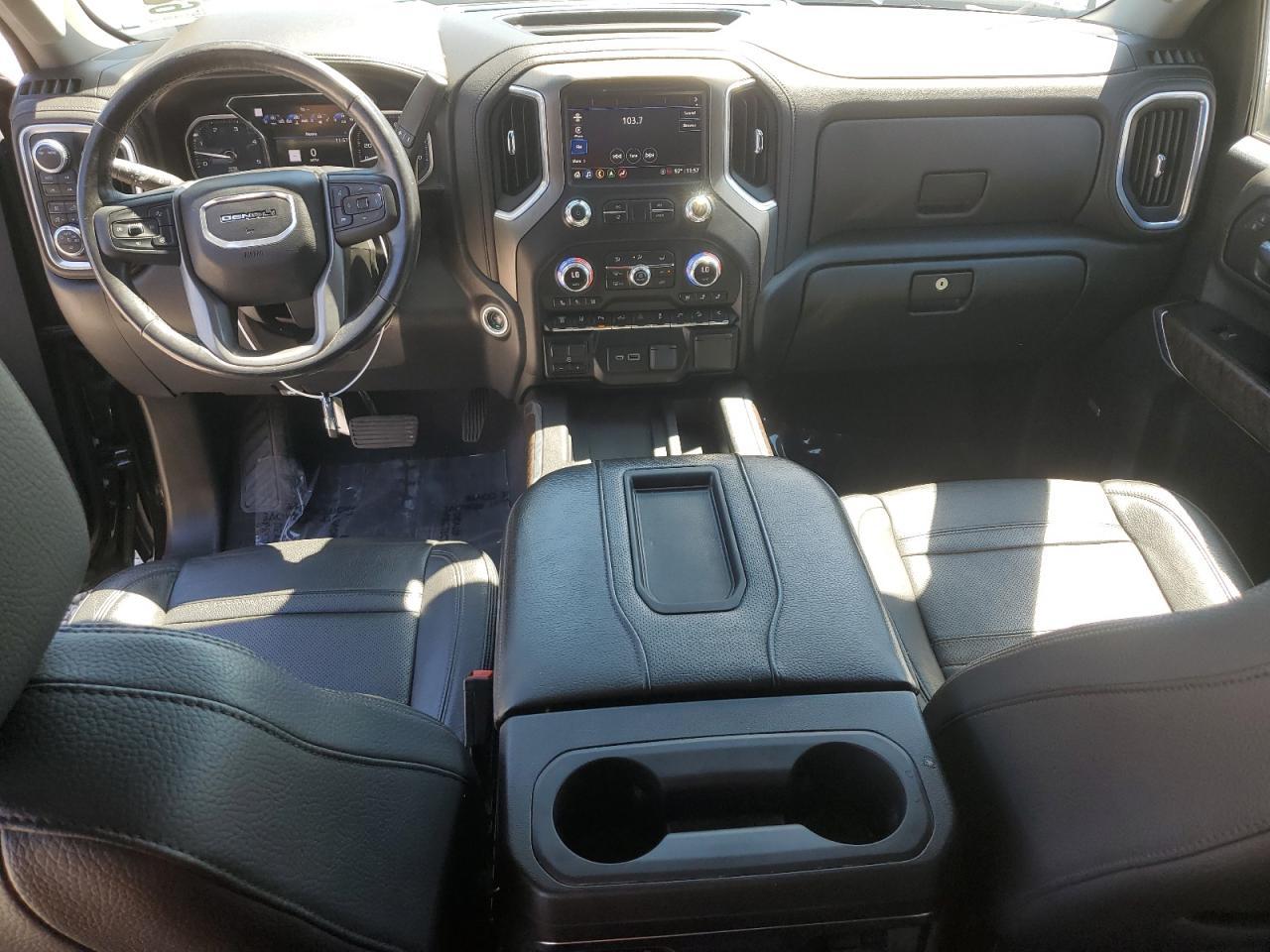 2022 GMC Sierra