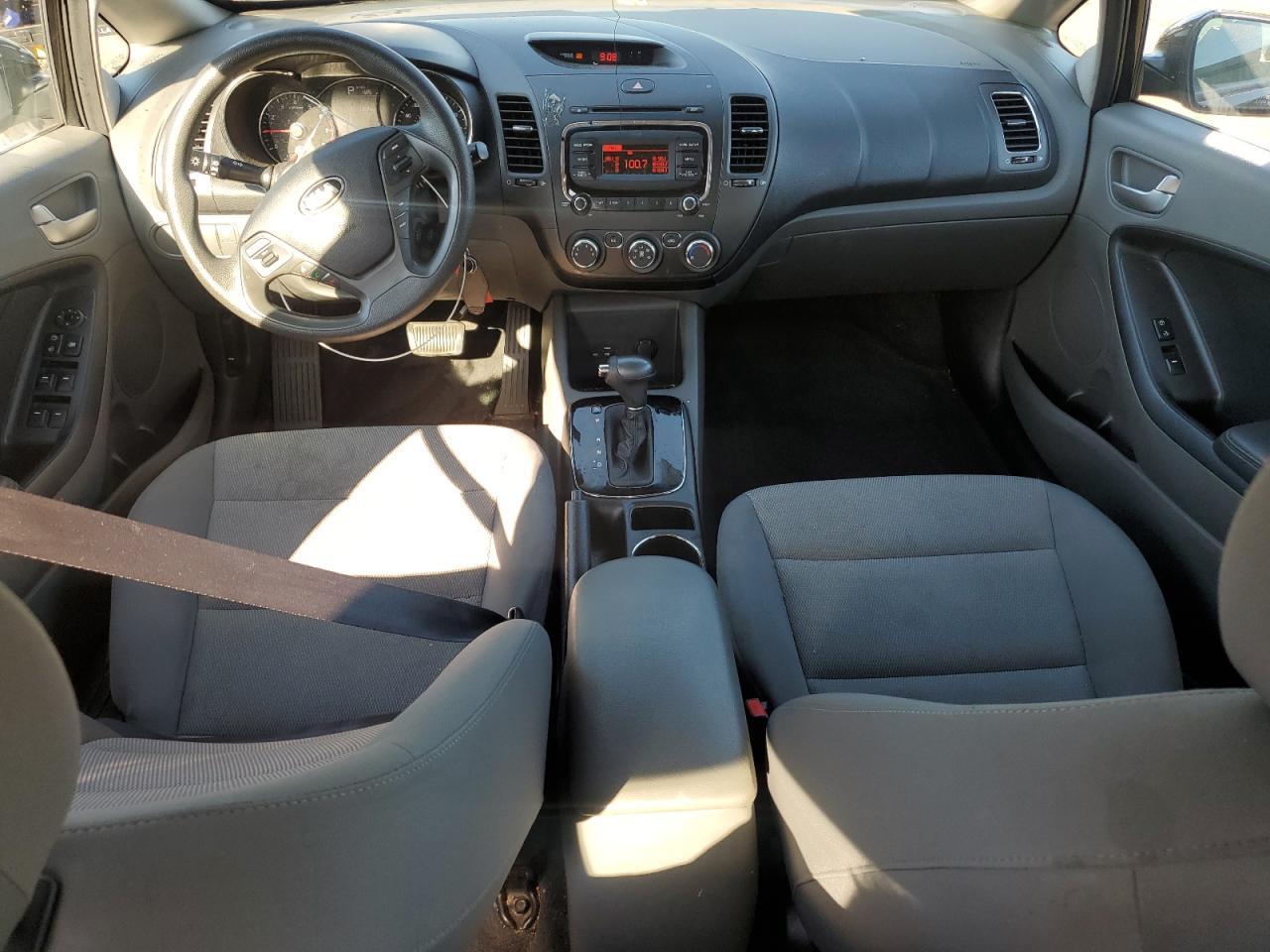 2017 KIA FORTE