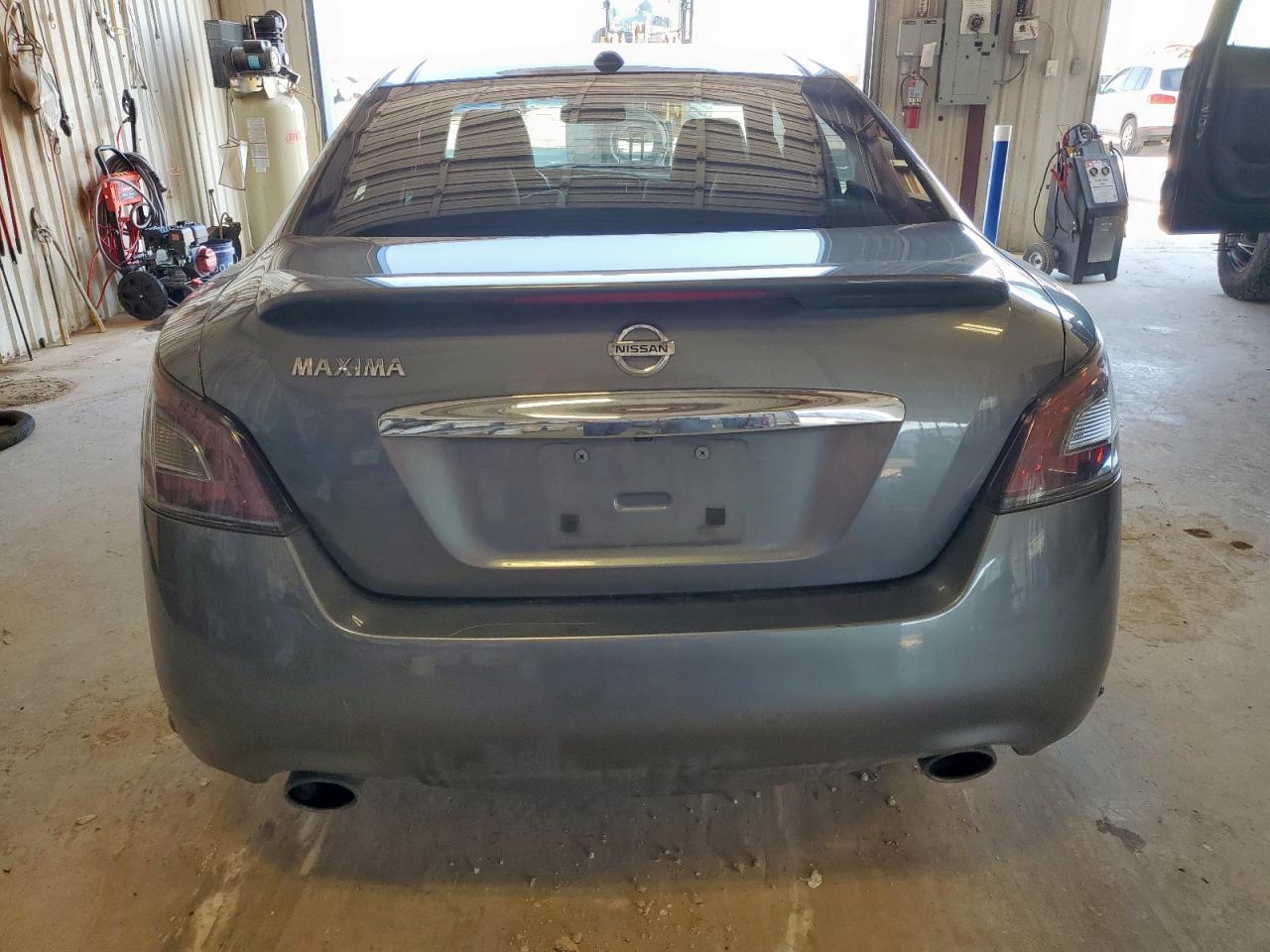 2014 NISSAN Maxima