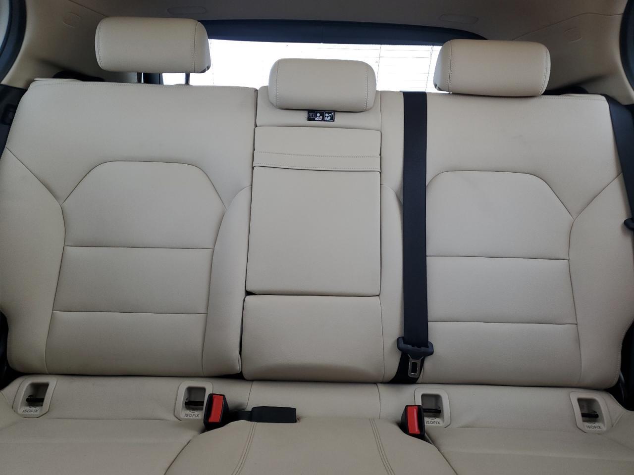 2019 MERCEDES-BENZ GLA-Class