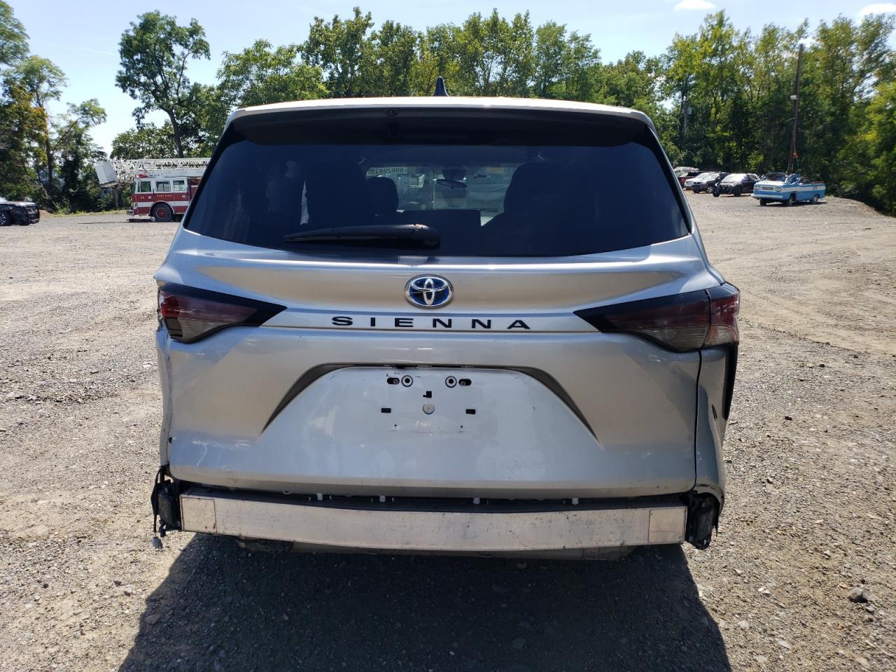 2023 TOYOTA SIENNA