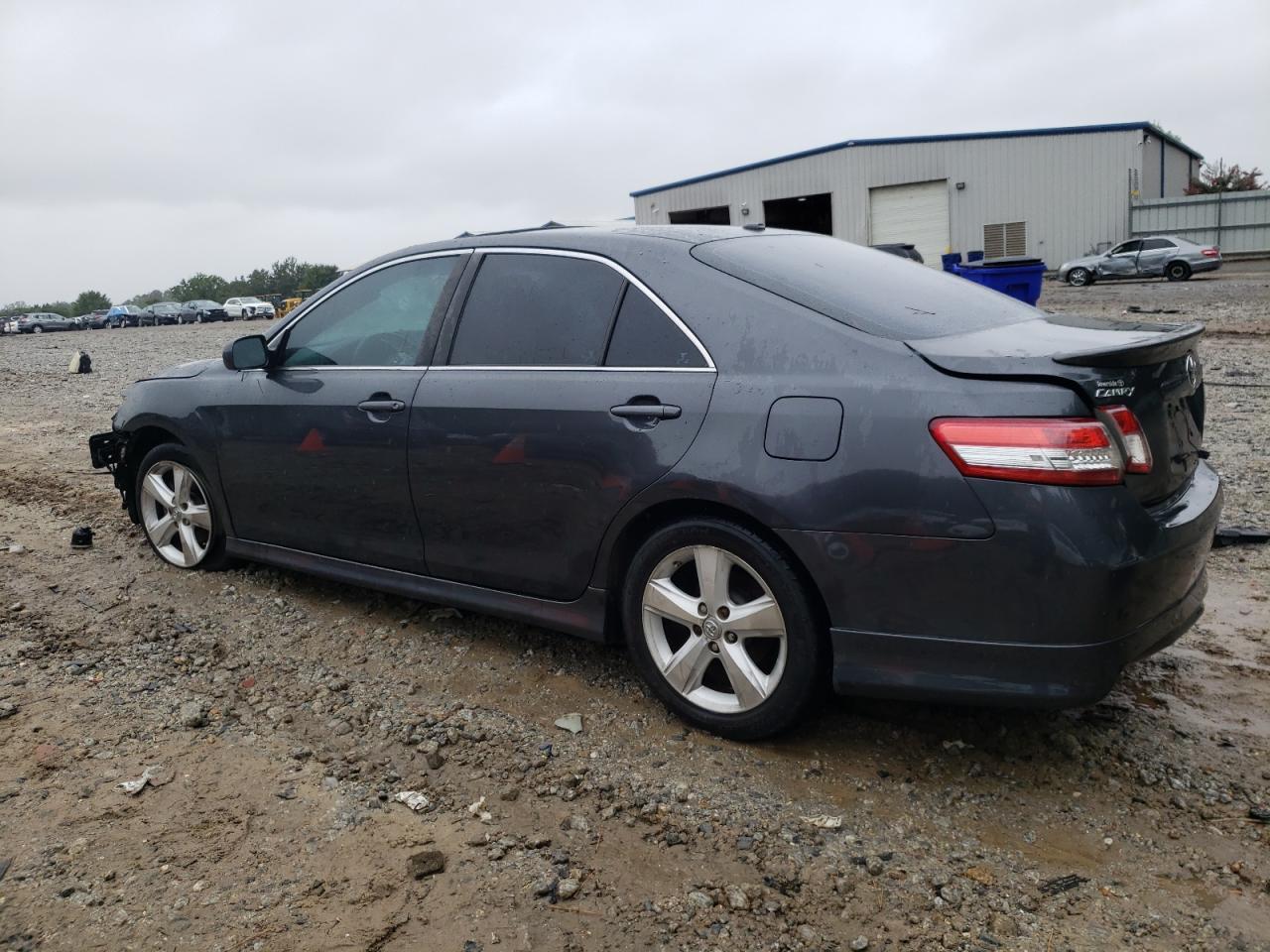 2011 TOYOTA CAMRY