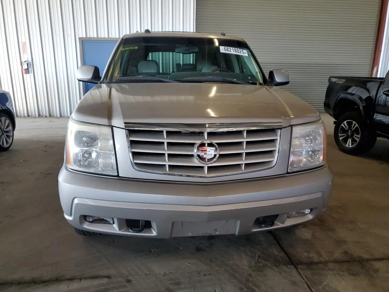 2005 CADILLAC ESCALADE